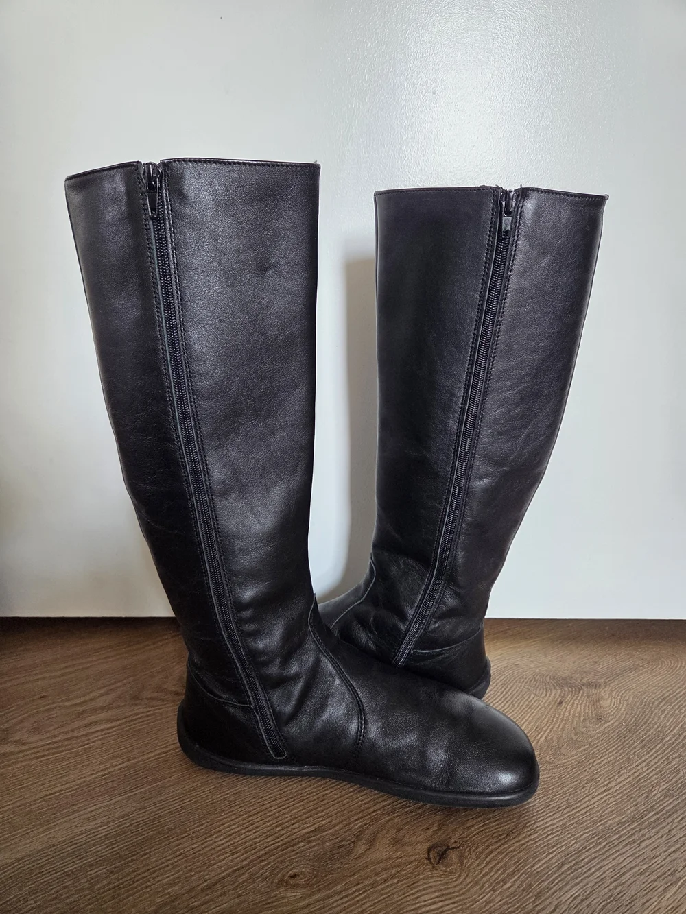 Be Lenka Barefoot Women's Boots